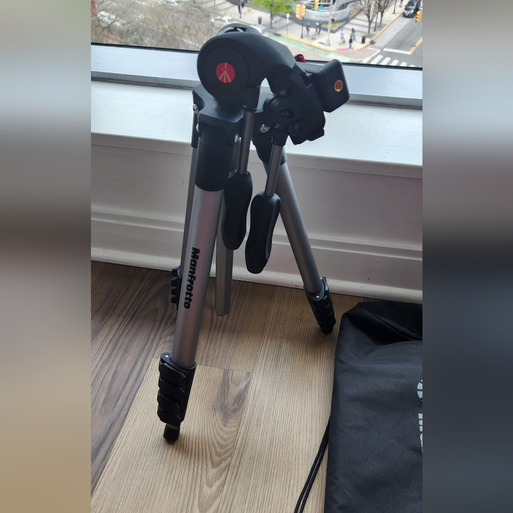 manfrotto compact advanced tripod
